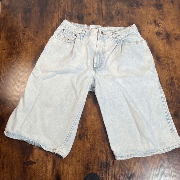 New Denim Basics Bugle Boy Baggy Fit Shots Men's‎ 28 Made in The U.S.A - Picture 1 of 7